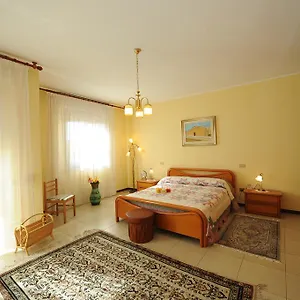 Su Fassoi Couette-café Santa Giusta